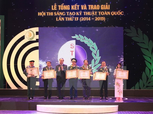 越南第十三次全国技术创新比赛颁奖仪式在河内举行 - ảnh 1