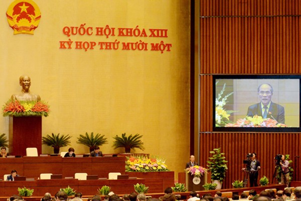 越南国会进行国会主席、国家选举委员会主席任免程序 - ảnh 1