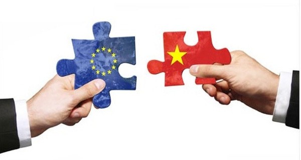 欧盟对越南通过有关劳动公约的路线图表示欢迎 - ảnh 1