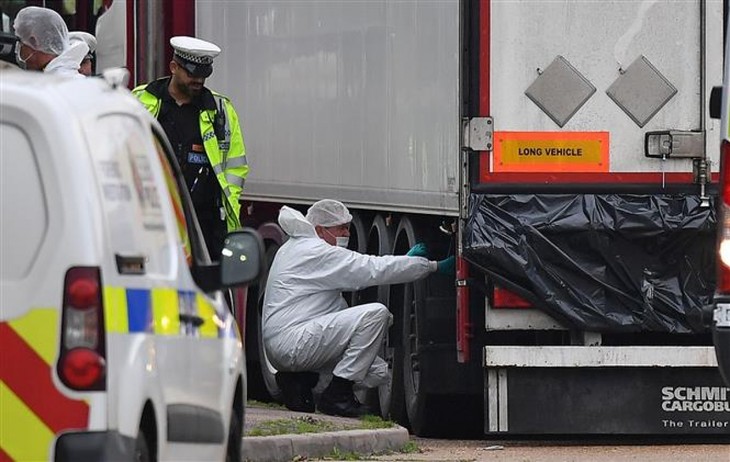 英国货车案2名嫌犯被判过失杀人罪 - ảnh 1