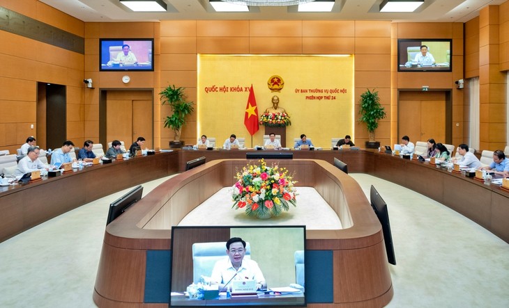 越南国会第6次会议将对经济社会发展进行中期评估 - ảnh 1