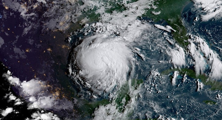  Ouragan Harvey: les USA contraints à puiser dans leurs réserves de pétrole - ảnh 1
