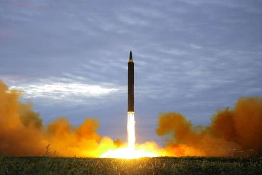 Pyongyang tire un nouveau missile au dessus du Japon - ảnh 1