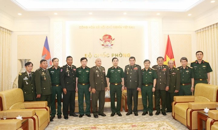 Booster la coopération militaire Vietnam-Cambodge - ảnh 1