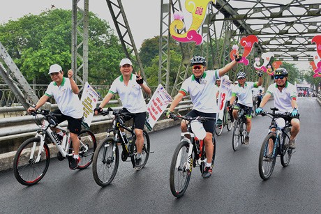 Découvrir Hanoi à vélo - ảnh 2