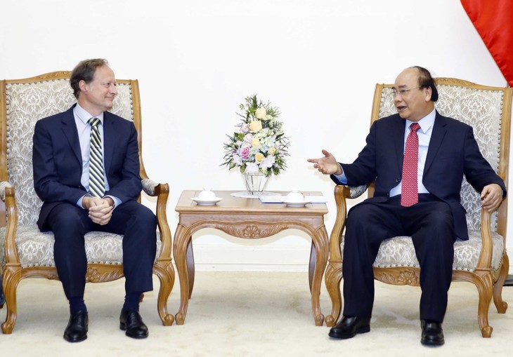 Rencontre entre Nguyên Xuân Phuc et le chef de la délégation de l’UE au Vietnam - ảnh 1