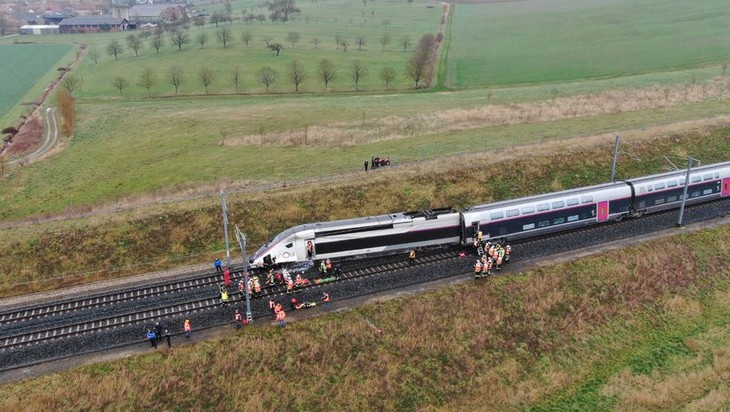 Un TGV déraille près de Strasbourg : 21 blessés, dont le conducteur qui est en urgence absolue - ảnh 1