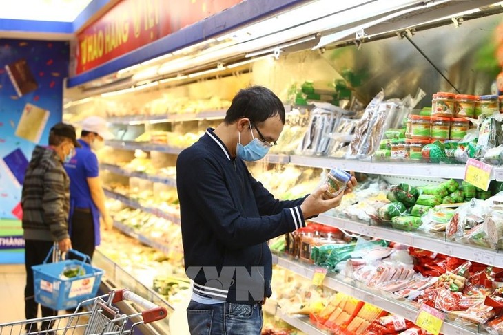 Coronavirus : les stocks de marchandises  augmentent de 300% à Hanoi - ảnh 1