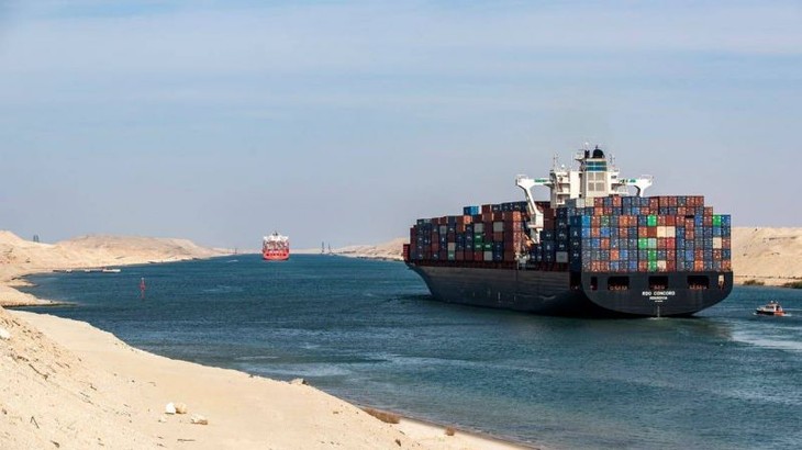 Sissi promet plus d’équipements après l’incident du canal de Suez - ảnh 1