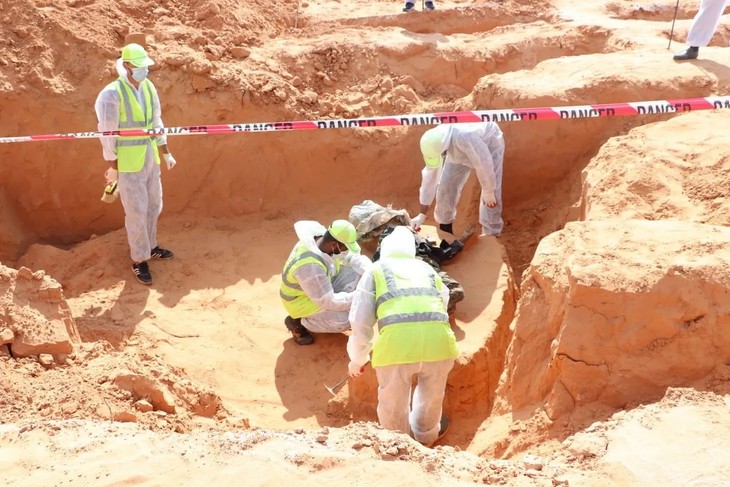 ​  Libye: la ville martyre de Tarhouna pourrait abriter des dizaines de fosses communes, selon l'Onu - ảnh 1
