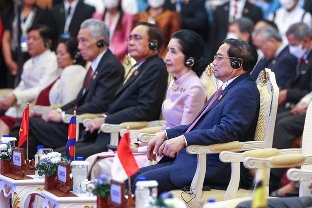 Pham Minh Chinh aux Sommets de l’ASEAN avec les partenaires - ảnh 1