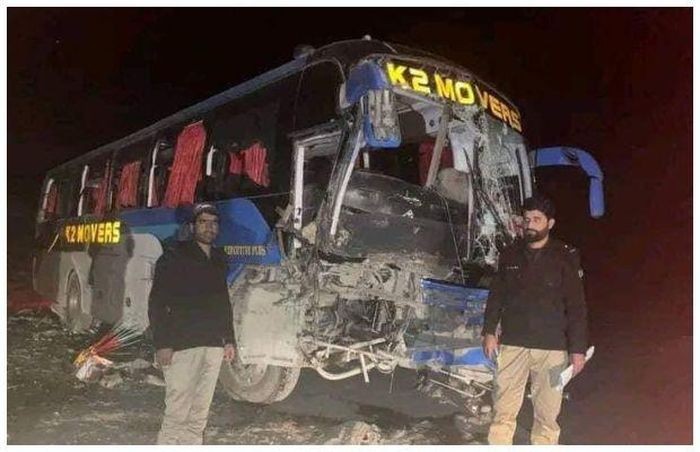 Arrestation de 6 suspects liés à l'attaque contre un bus au Pakistan - ảnh 1
