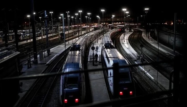 Le service de train de nuit entre Berlin et Paris reprend après près d'une décennie - ảnh 1