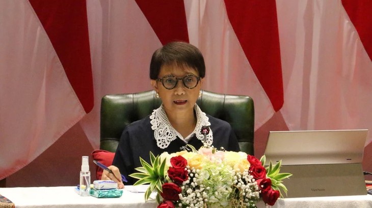 Indonésie: Les cinq points de consensus demeurent le document de référence central de l'ASEAN pour la résolution de la crise au Myanmar - ảnh 1