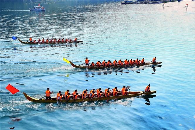Son La: La traditionnelle course de bateaux de Quynh Nhai - ảnh 1