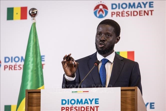 Sénégal: Bassirou Diomaye Faye, le plus jeune président de l'histoire - ảnh 1