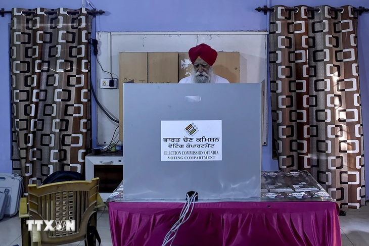 Narendra Modi et l’Alliance démocratique nationale remportent les élections en Inde - ảnh 1