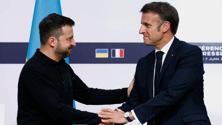 Emmanuel Macron rencontre son homologue ukrainien Volodymyr Zelensky - ảnh 1