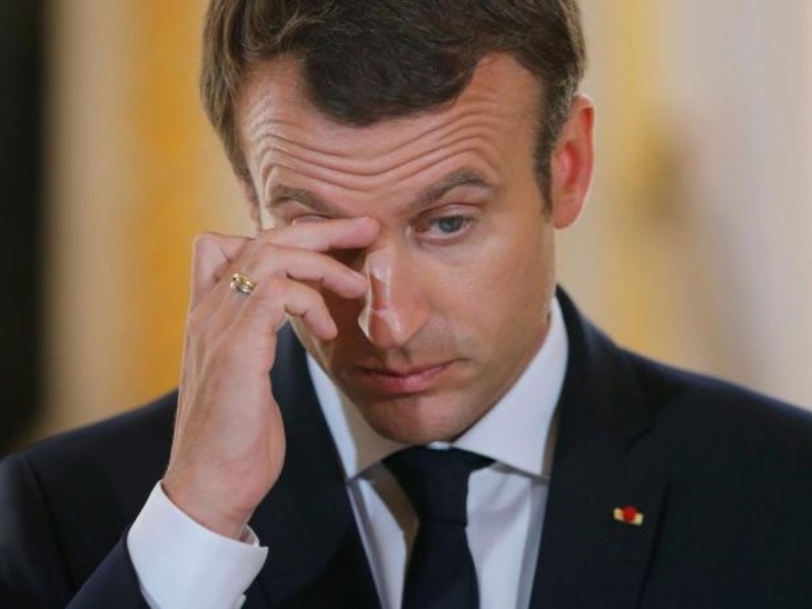 Emmanuel Macron's popularity slumps - ảnh 1