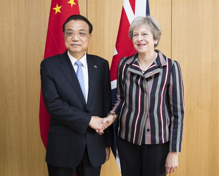 Chinese Premier calls for closer Sino-UK cooperation - ảnh 1