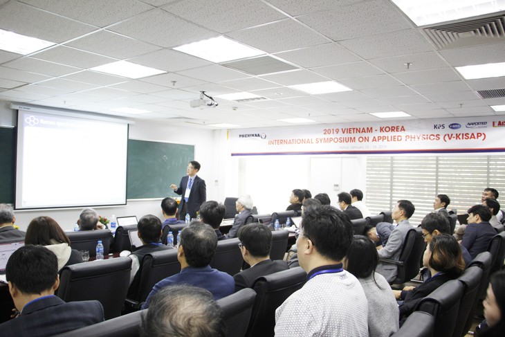 Vietnam, RoK cement cooperation in applied physics - ảnh 1