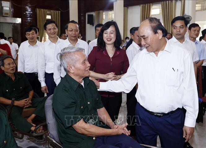 Nguyên Xuân Phuc plaide pour une meilleure prise en charge des personnes ayant servi la nation - ảnh 1