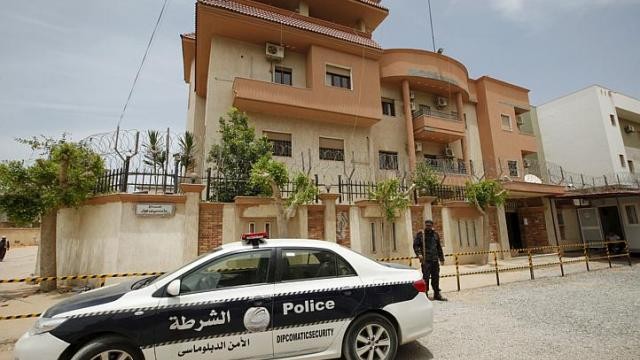 Three of ten kidnapped Tunisian diplomats freed in Libya - ảnh 1