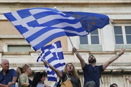 EU wants to keep Greece in Eurozone - ảnh 1