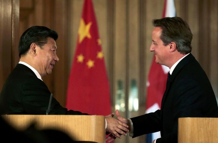 China’s PM meets with Britain’s PM - ảnh 1