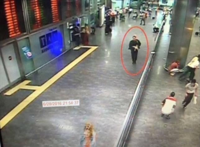 13 suspects charged in Istanbul bombings - ảnh 1