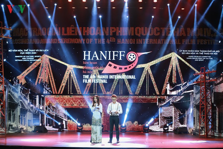 Spectaclular closing ceremony of Hanoi International Film Festival  - ảnh 1