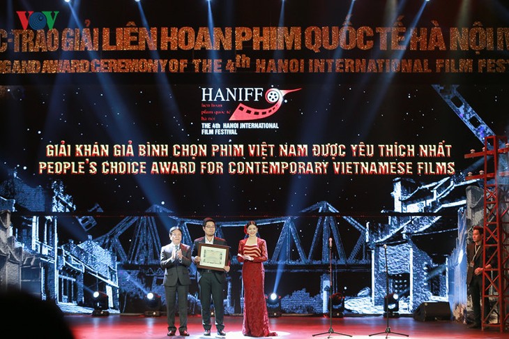 Spectaclular closing ceremony of Hanoi International Film Festival  - ảnh 9