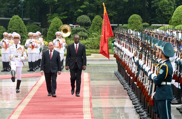 Vietnam, Mozambique enhance relations - ảnh 1