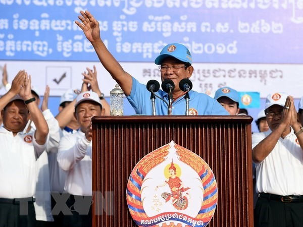 Vietnam congratulates Hun Sen on reappointment as Cambodian PM - ảnh 1