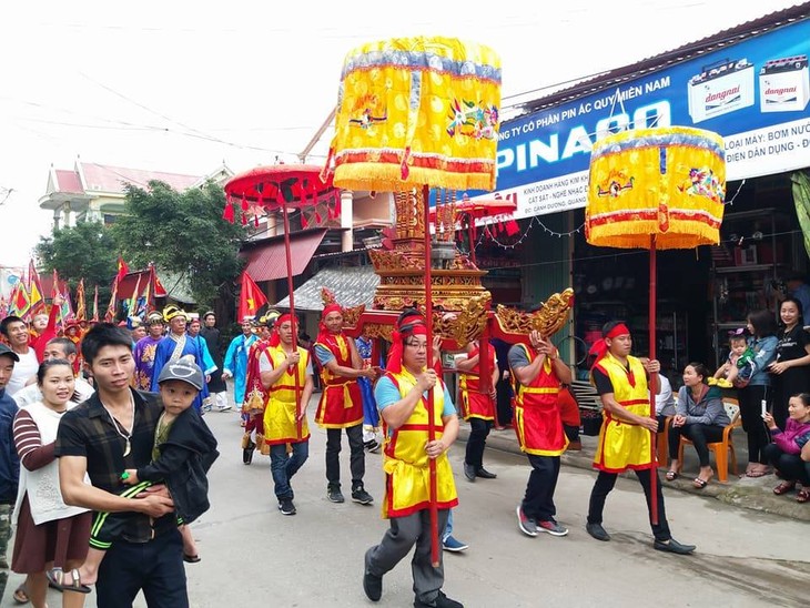 Whale worshiping ritual preserved in Canh Duong fishing village - ảnh 4