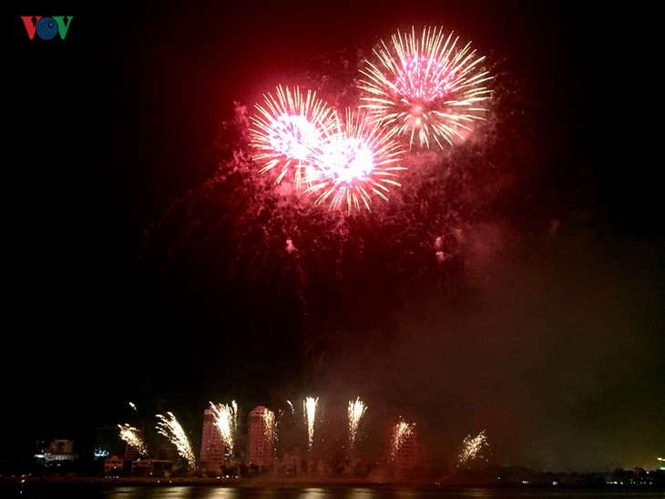 Finland wins Da Nang International Fireworks Festival - ảnh 1