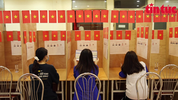 Universities ready for national election day  - ảnh 1