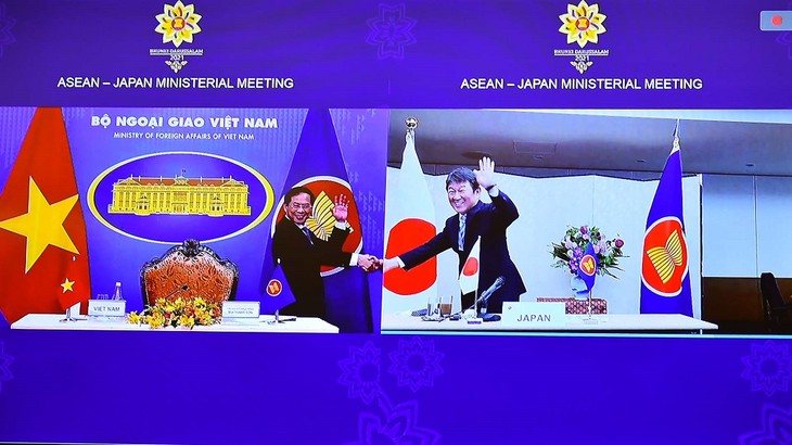 Japan, RoK back ASEAN principle stance on East Sea - ảnh 1