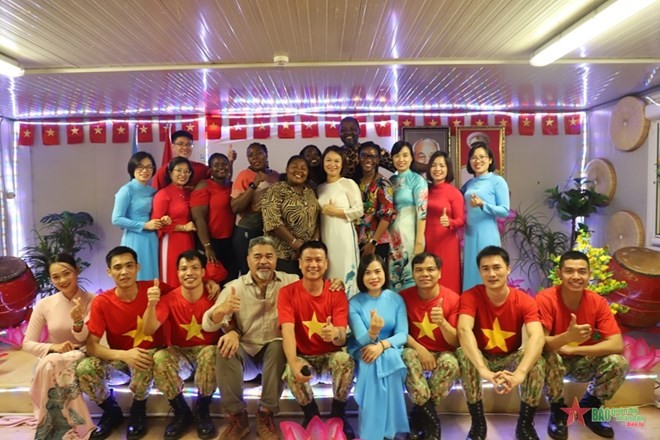 Pasukan Penjaga Perdamaian PBB Vietnam Rayakan Hari Nasional ke-77 di Sudan Selatan - ảnh 1