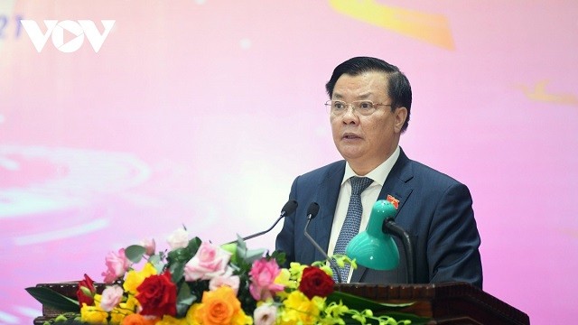 Ibukota Hanoi Lanjutkan Reformasi Administrasi, dengan Kuat Memperbaiki Lingkungan Investasi - ảnh 1