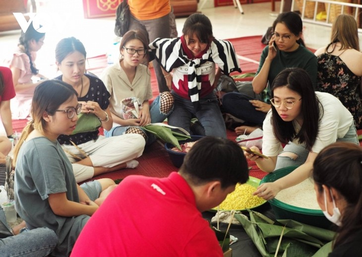 Pusat Bahasa dan Ilmu Pengetahuan Vietnam- Menyebarkan Rasa Cinta Terhadap Bahasa dan Budaya Vietnam di Thailand - ảnh 1