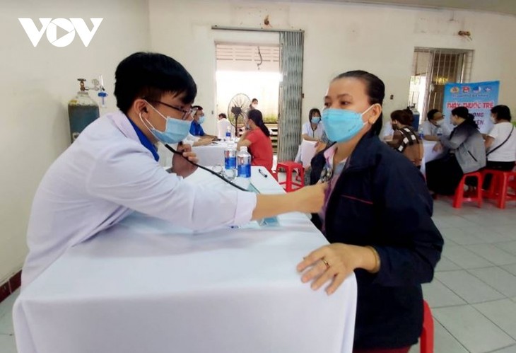 Merawat dan Menjaga Kesehatan Masyarakat: Prioritas Papan Atas Vietnam - ảnh 1