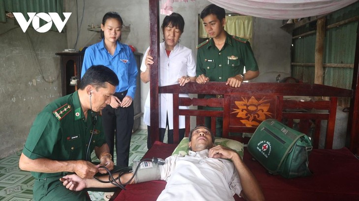 Merawat dan Menjaga Kesehatan Masyarakat: Prioritas Papan Atas Vietnam - ảnh 2