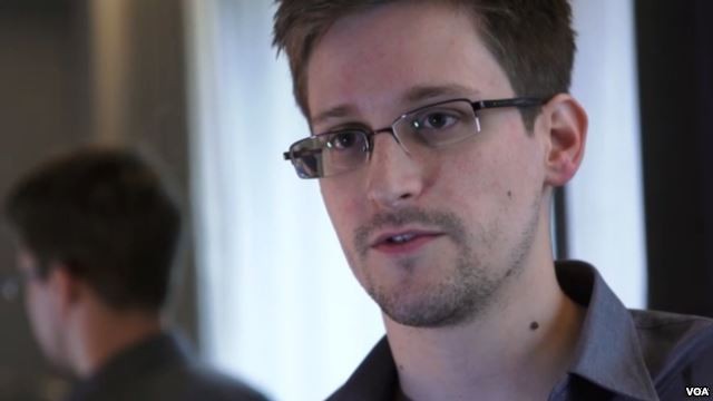 Edward Snowden ບໍ່ທັນມີສິດຢ່າງພຽງພໍເພື່ອເປັນພົນລະເມືອງຂອງສະຫະພັນລັດເຊຍ - ảnh 1