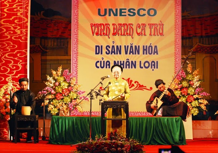 ອະນຸລັກຮັກສາກາຈູ່ພາຍຫຼັງໄດ້ຮັບການຮັບຮອງເອົາ ເປັນມໍລະດົກວັດທະນະທຳບໍ່ມີຮູບຮ່າງຈາກ UNESCO ເປັນເວລາ 4 ປີ - ảnh 1