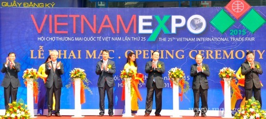 Vietnam Expo 2015 - ການຮ່ວມມືມູ່ງໄປເຖິງປະຊາຄົມ ອາຊຽນ 2015 - ảnh 1