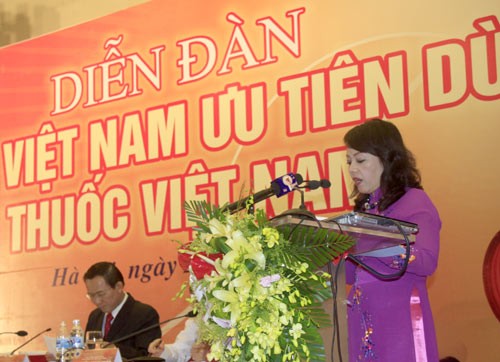 Seminar: Vietnamesen bevorzugen vietnamesische Medikamente - ảnh 1