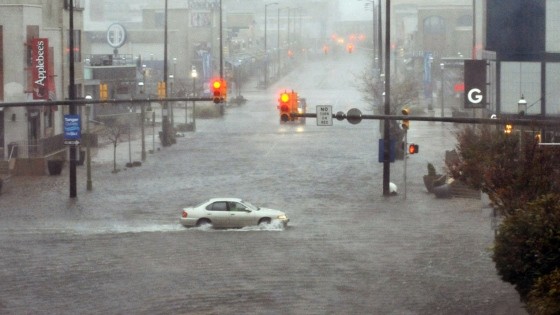 Hurrikan Sandy wütet US-Ostküste - ảnh 1