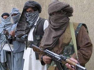 Taliban attakieren den Palast des afghanischen Präsidenten - ảnh 1