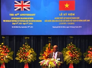 Feier zum 40. Jahrestag der Aufnahme diplomatischer Beziehungen zwischen Vietnam und Großbritannien - ảnh 1